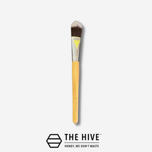 Load image into Gallery viewer, The Hive Vegan Makeup Brush