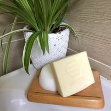 Load image into Gallery viewer, The Hive Camelia Solid Shampoo Bar (100g)